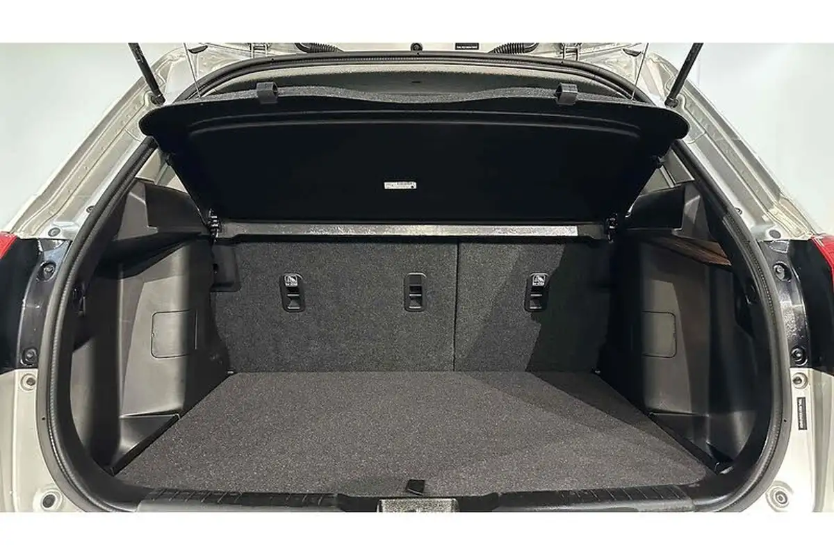 2018-suzuki-vitara-16-sz5-big-51