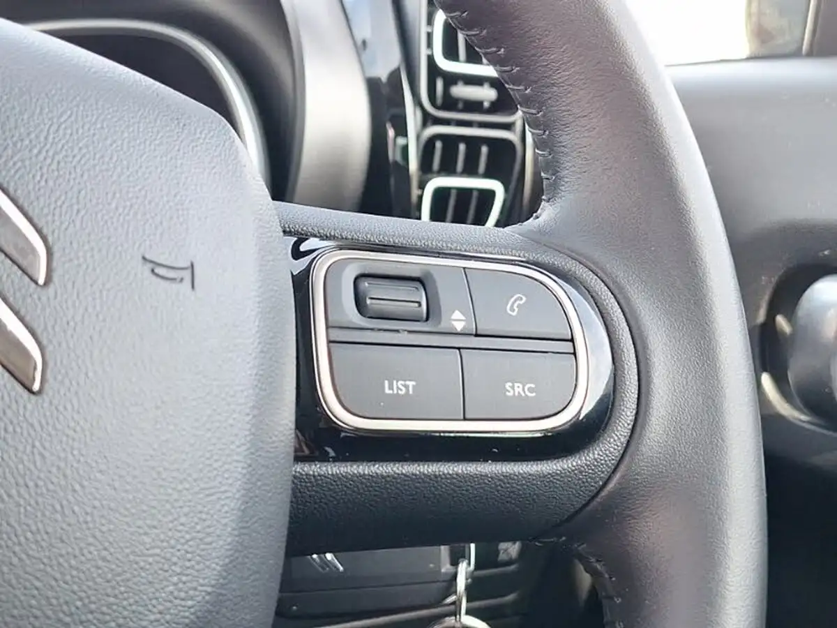 2023-citroen-c3-aircross-12-puretech-shine-110ps-big-17