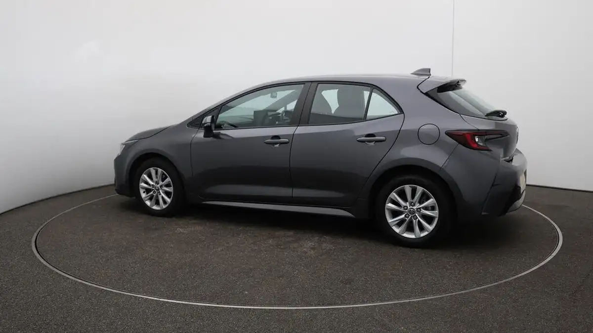 2023-toyota-corolla-18-vvt-i-icon-138bhp-hatchback-5d-big-47