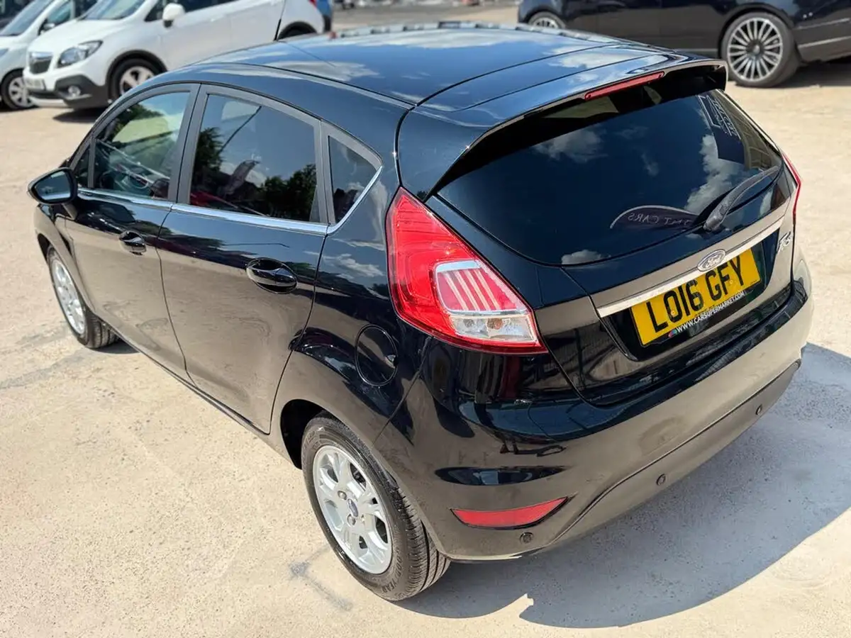 2016-ford-fiesta-15tdci-titanium-econetic-5d-big-22
