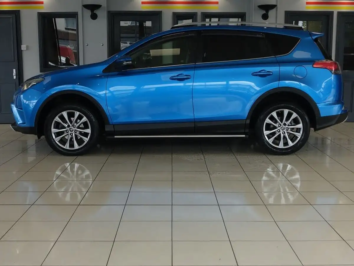 2016-toyota-rav4-20d-4d-excel-big-9