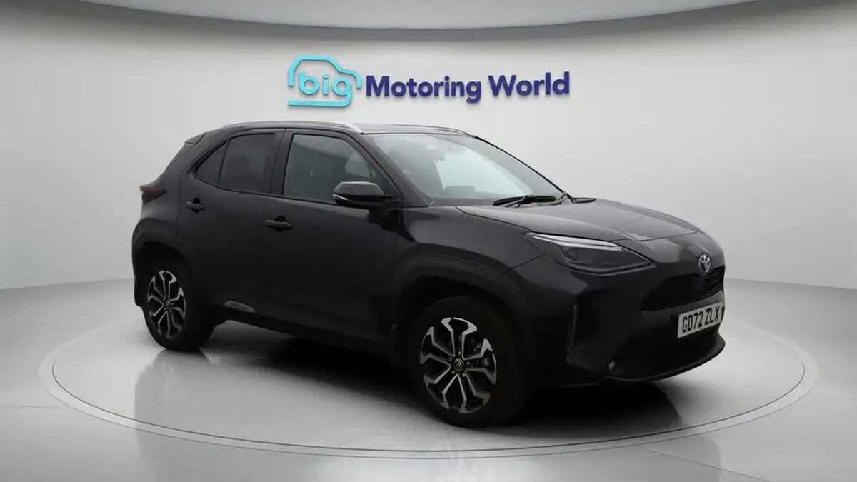 2022-toyota-yaris-cross-15-vvt-i-design-big-1