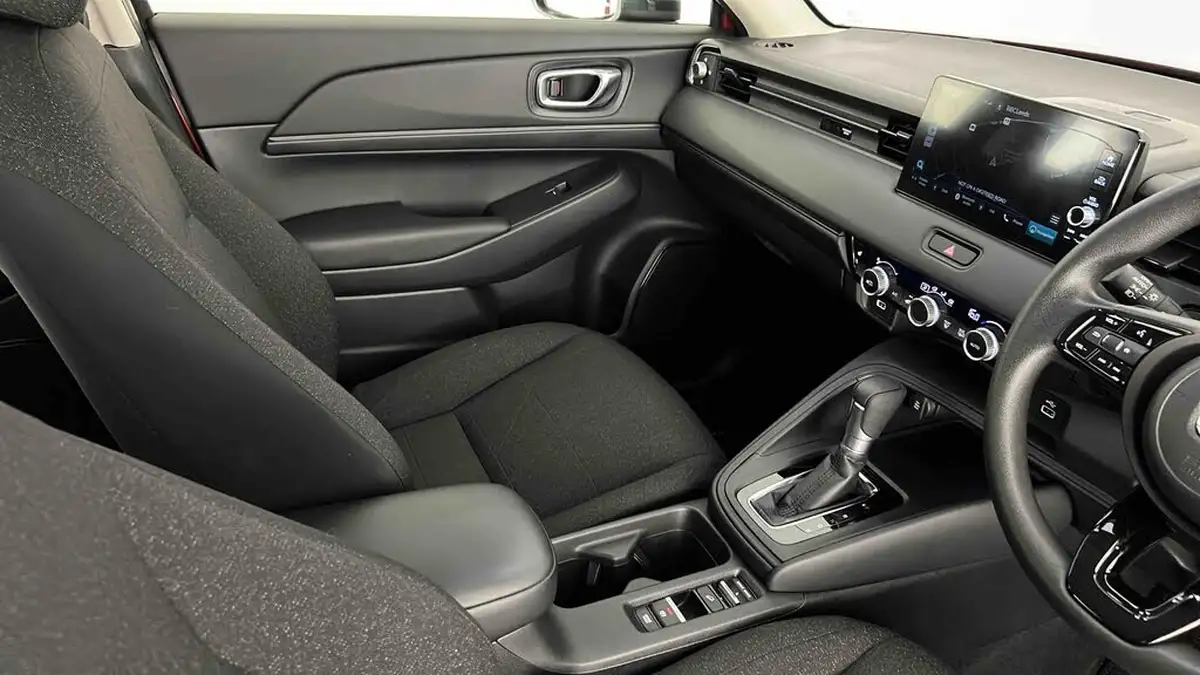 2022-honda-hr-v-15-i-mmd-elegance-big-33