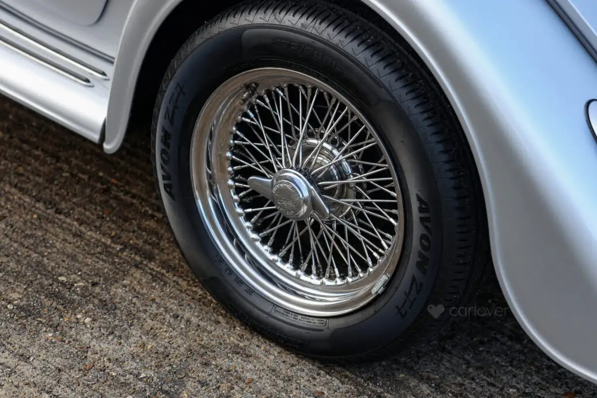 2008-morgan-plus-4-20-2-seat-big-13