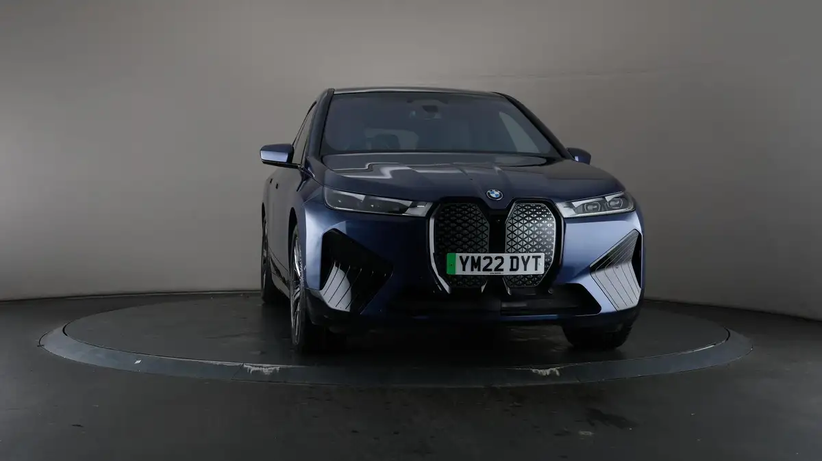 2022-bmw-ix-e-xdrive-40-m-sport-edition-big-58