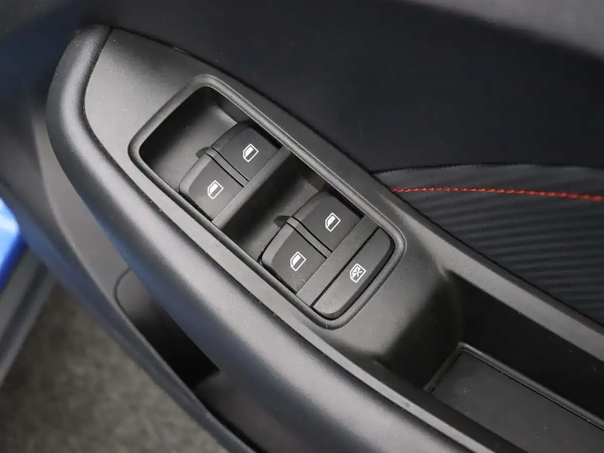 2022-mg-zs-suv-15-vti-tech-exclusive-big-27