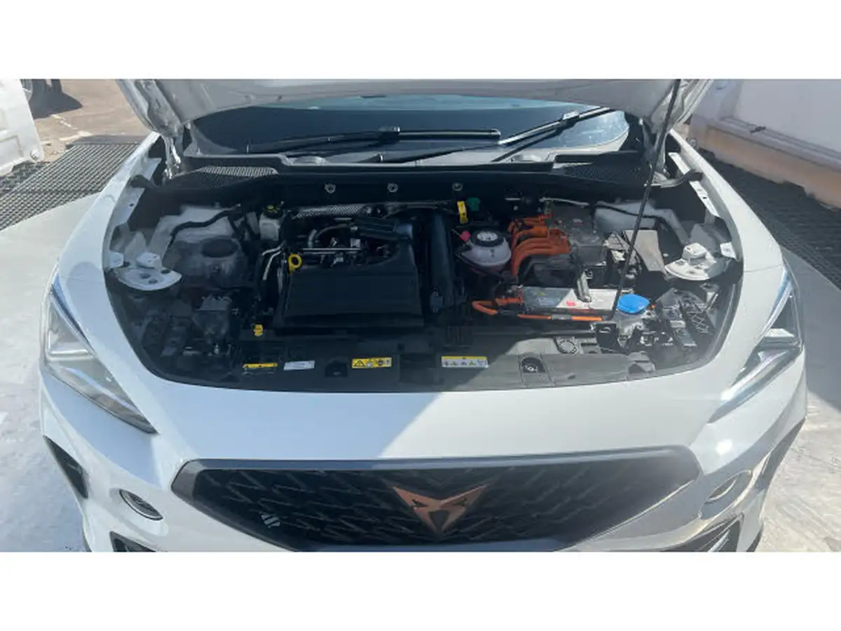 2024-cupra-formentor-14-e-hybrid-v1-big-7