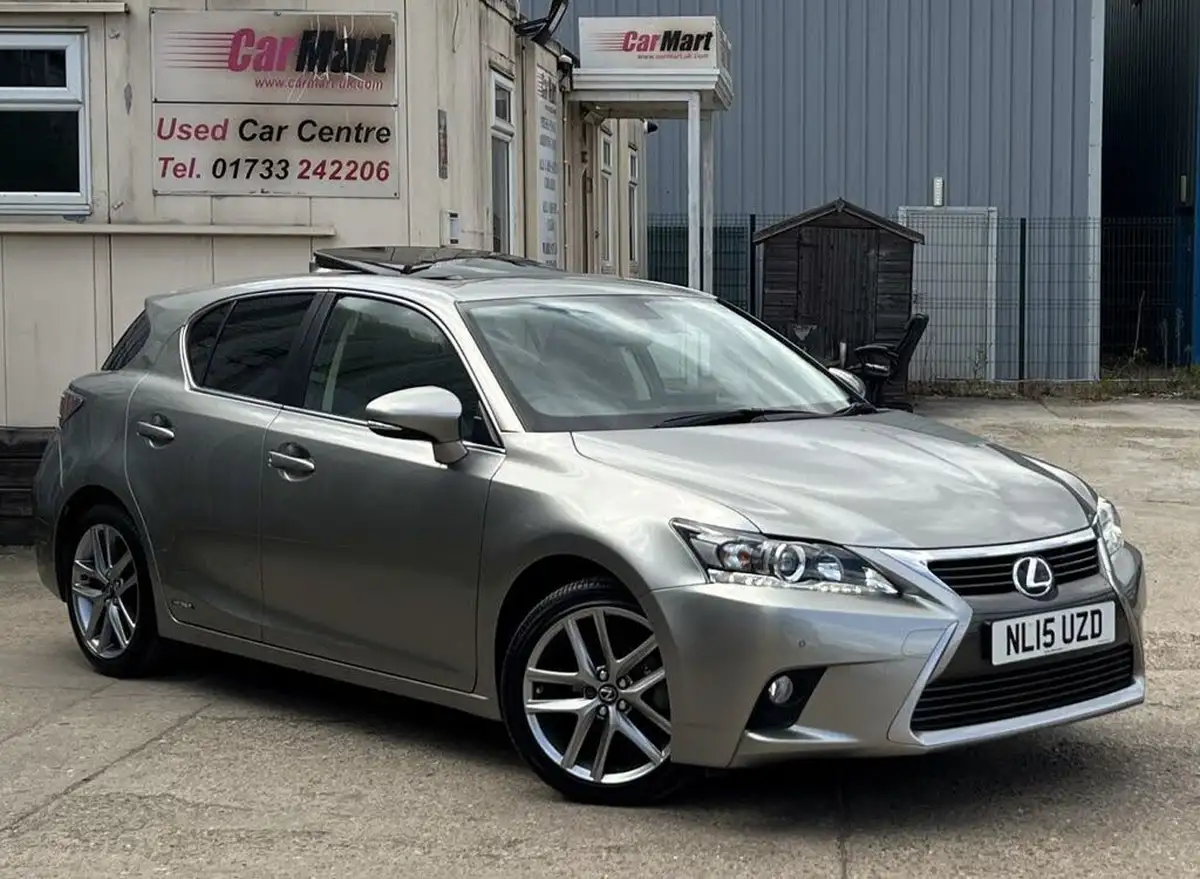 2015-lexus-ct-200h-18-advance-plus-big-0