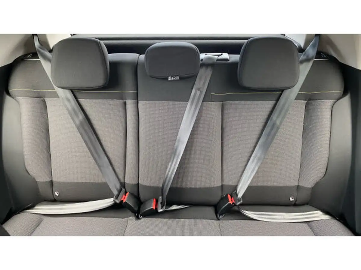 2021-citroen-c3-12-puretech-shine-83ps-big-14
