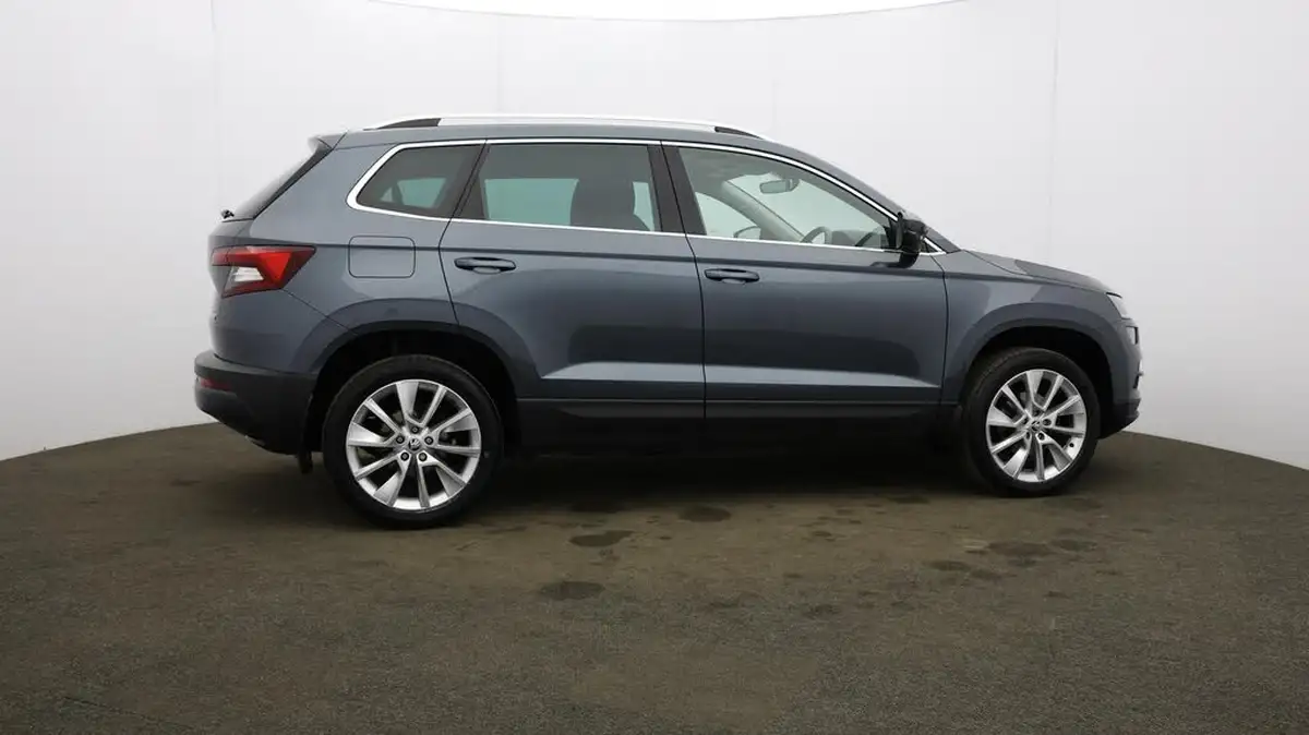 2019-skoda-karoq-15-tsi-se-l-dsg-big-56