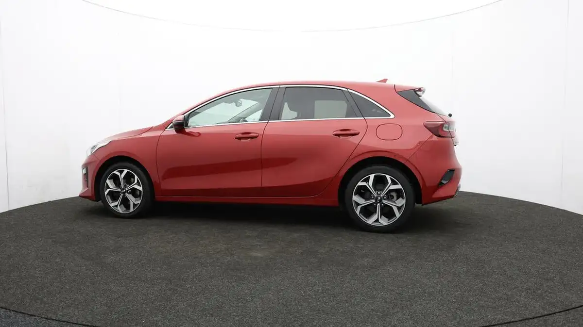 2021-kia-ceed-16crdi-3-48v-mhev-hatchback-big-73