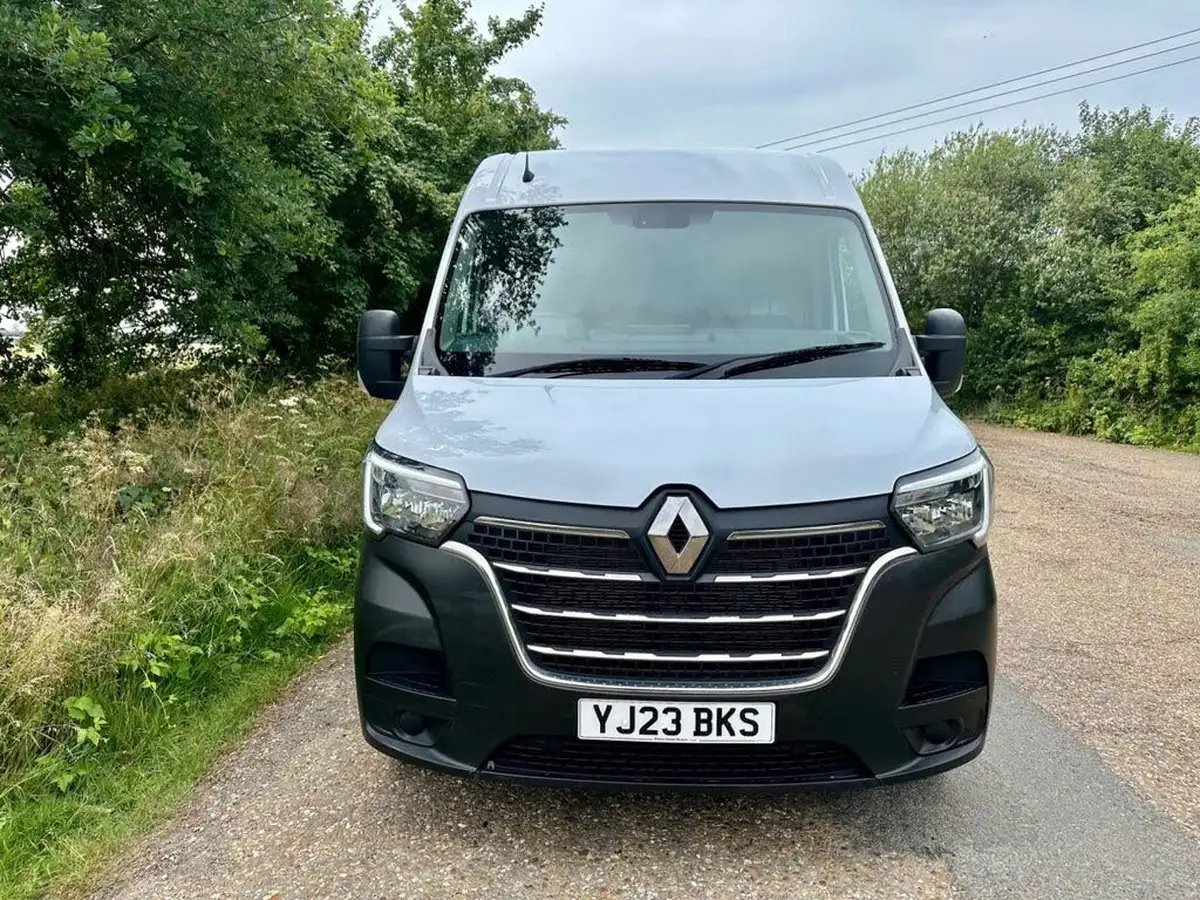 2023-renault-master-23dci-lm35-135-advance-eu6d-panel-big-7