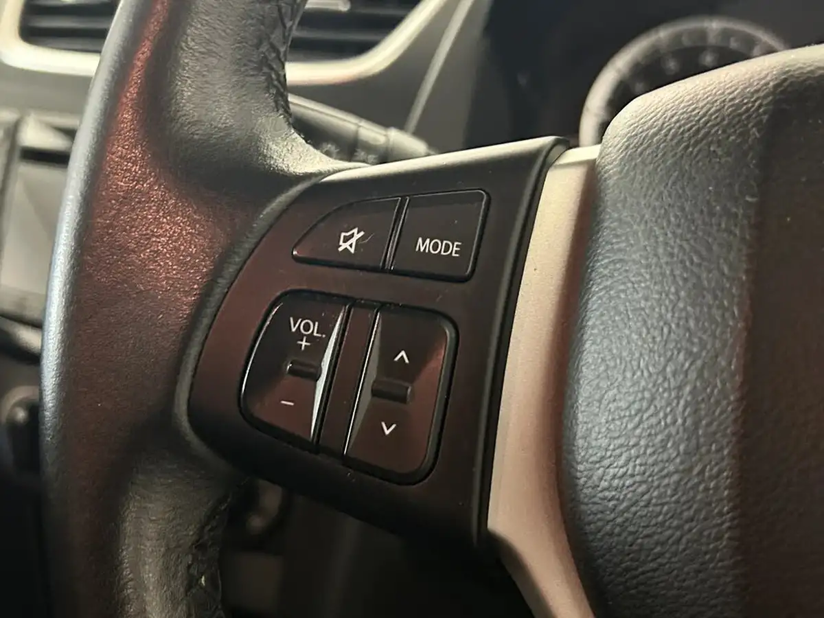 2016-suzuki-swift-12-sz3-4x4-5d-big-28