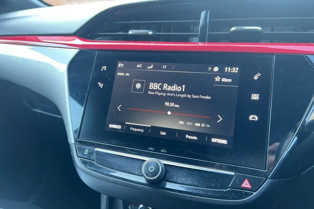 2020-vauxhall-corsa-12-turbo-sri-premium-100ps-big-25