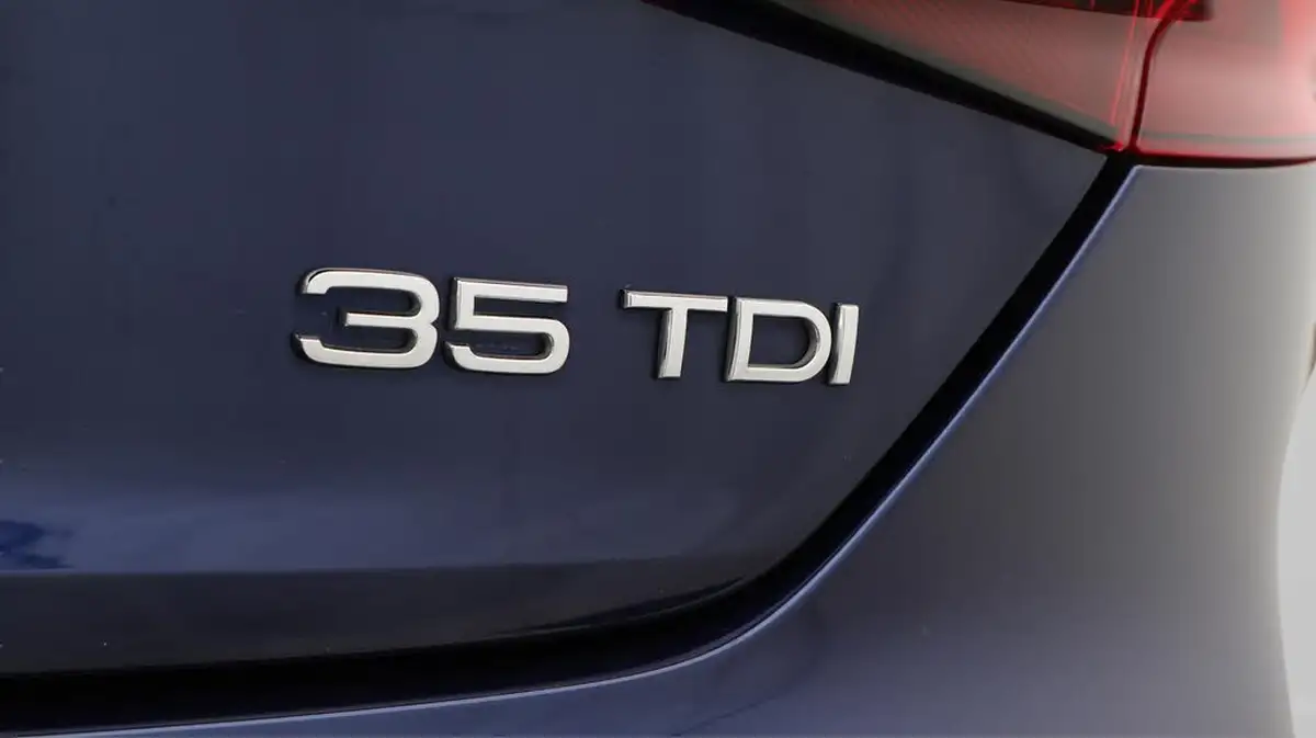 2021-audi-a5-20-35-tdi-s-line-coupe-2d-big-21