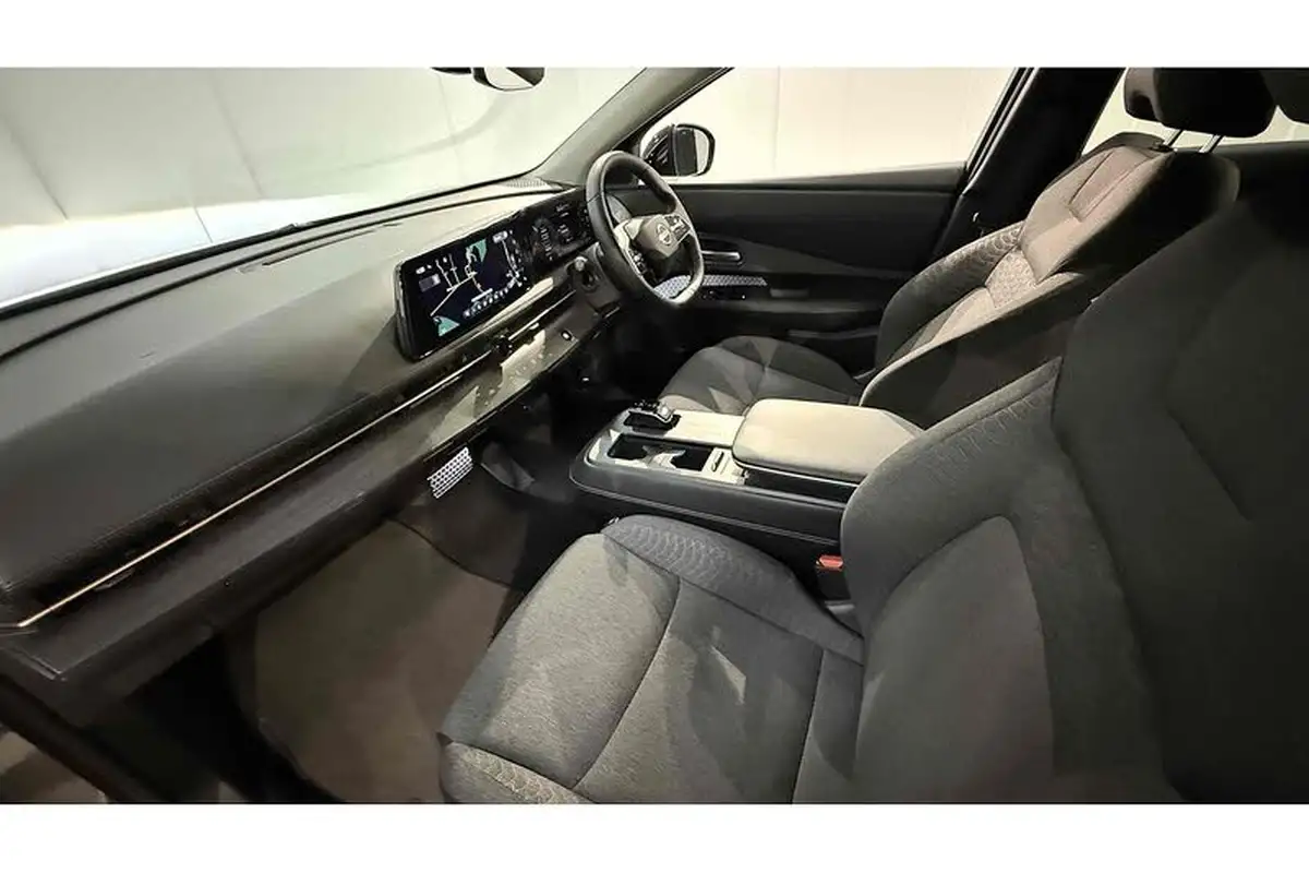 2024-nissan-ariya-e-engage-178kw-22kw-charger-big-41