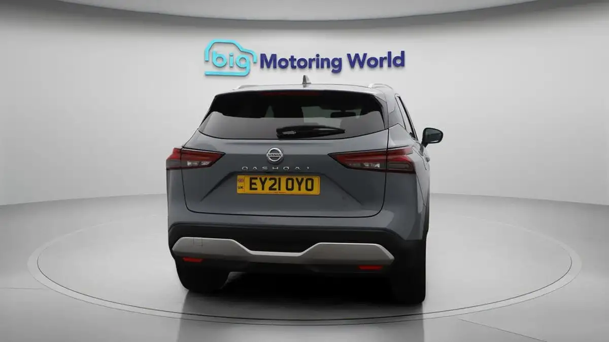 2021-nissan-qashqai-13-dig-t-premiere-edition-140ps-big-6