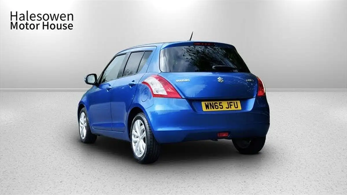 2015-suzuki-swift-12-sz4-94ps-nav-5d-at-big-3
