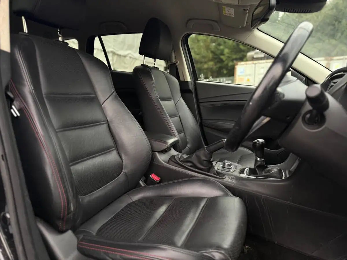 2015-mazda-mazda6-22td-sport-nav-150ps-tourer-5d-big-32