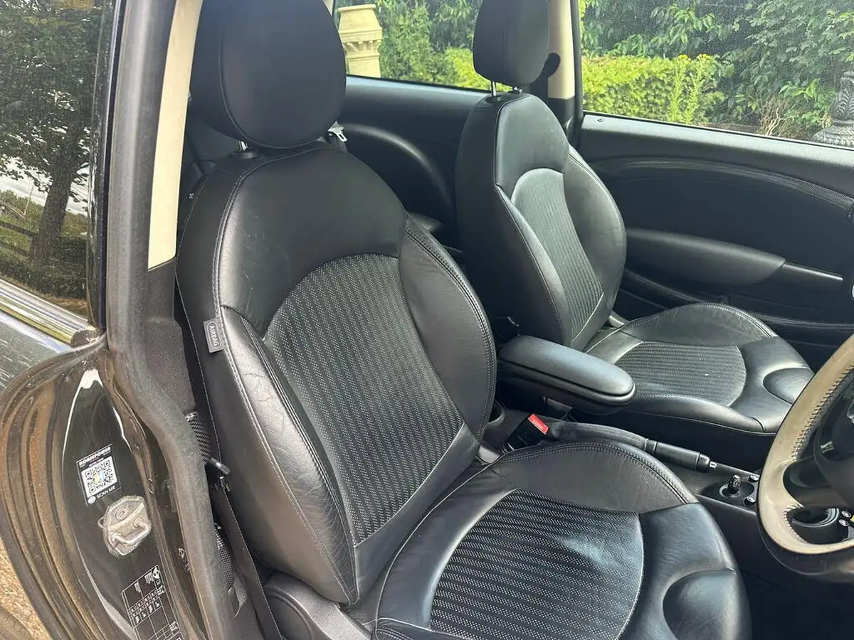 2013-mini-cooper-16-cooper-s-184bhp-sport-chili-hatchback-3d-auto-big-10