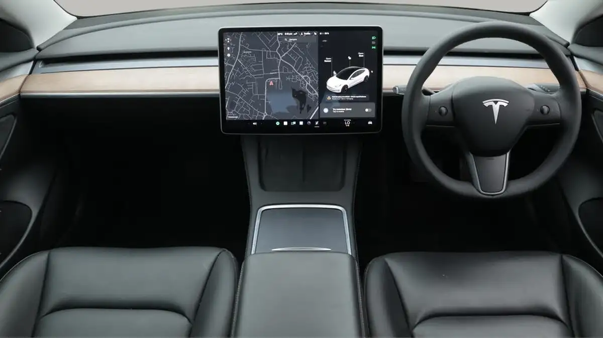 2021-tesla-model-3-e-long-range-awd-big-13