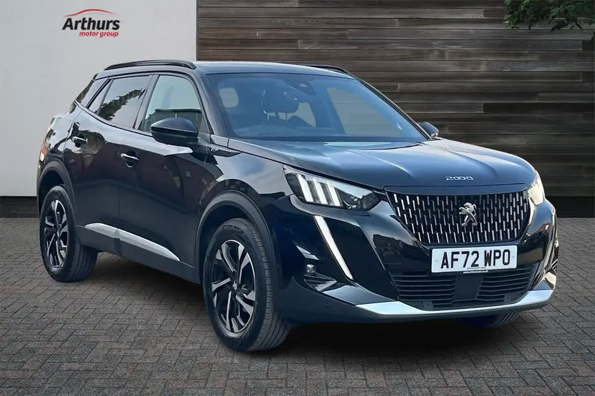 2022-peugeot-2008-suv-12-puretech-gt-big-0
