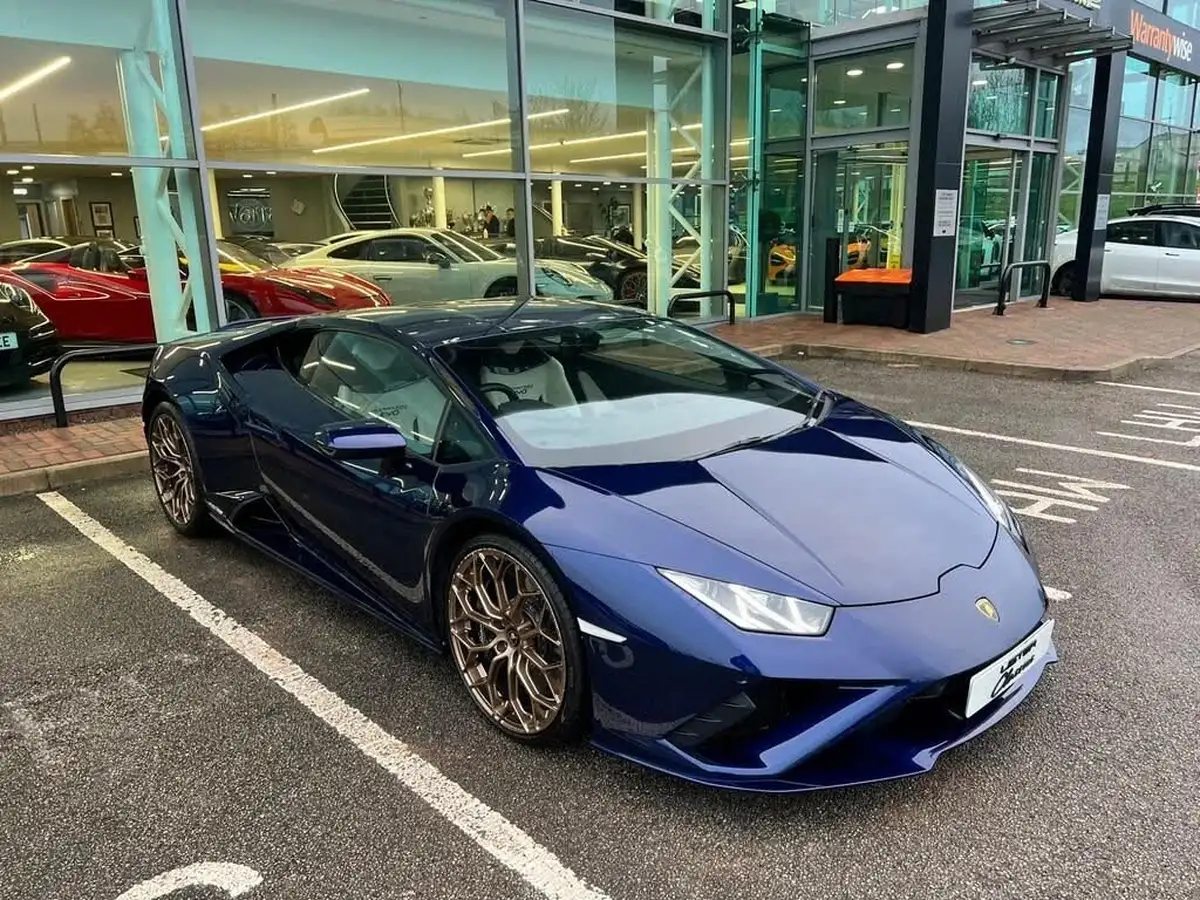 2021-lamborghini-huracan-big-17