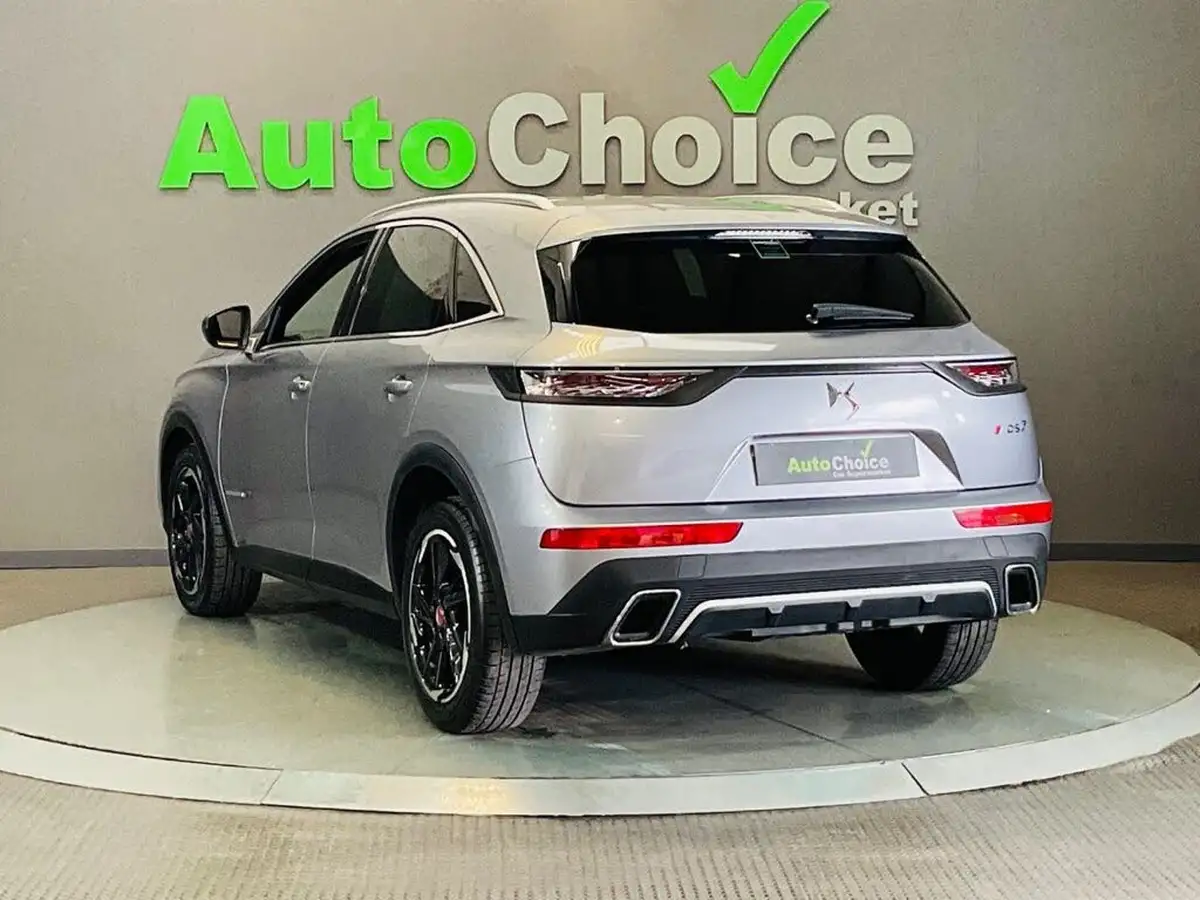 2019-ds-ds-7-crossback-20bluehdi-performance-line-big-13