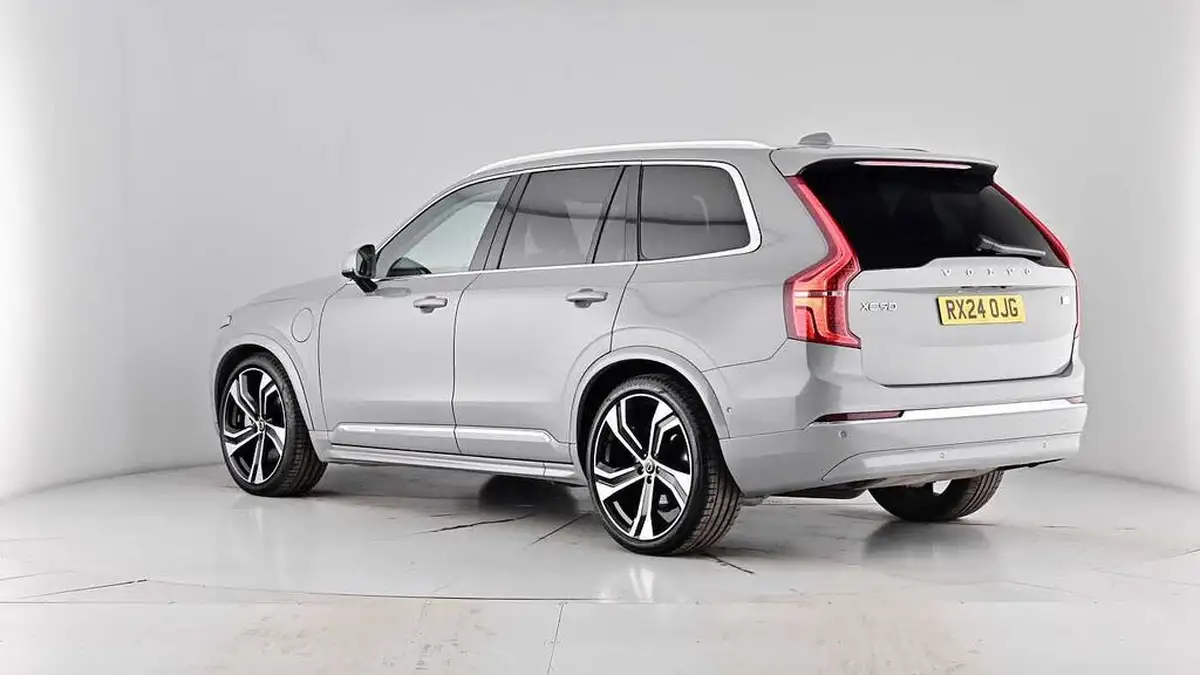 2024-volvo-xc90-20-t8-ultimate-dark-big-71