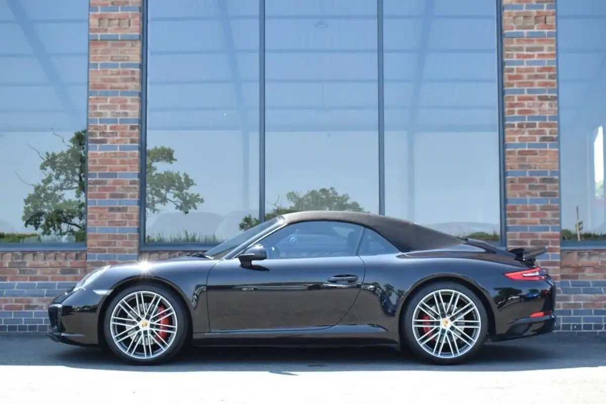 2018-porsche-911-30-carrera-s-420bhp-cabriolet-pdk-big-8
