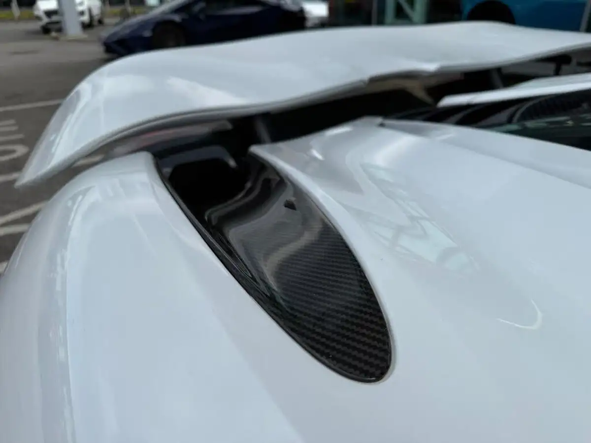 2018-mclaren-720s-40-performance-big-35