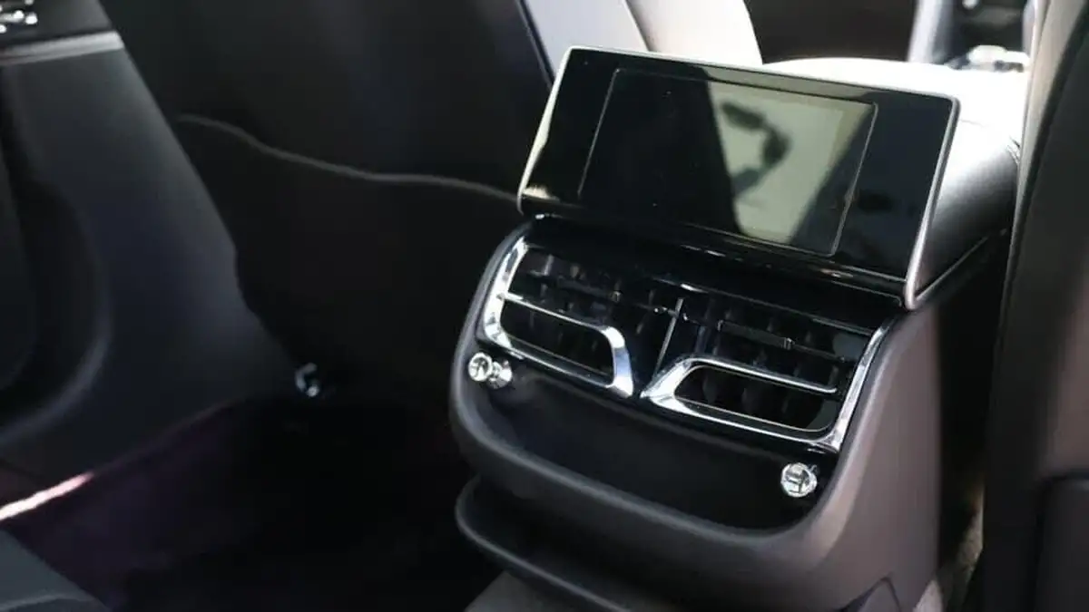 2022-bentley-flying-spur-40-v8-big-28
