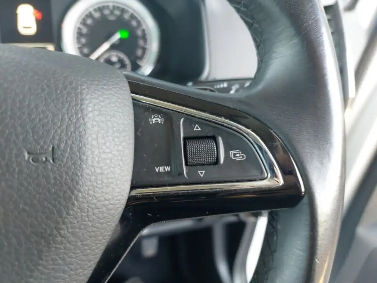 2018-skoda-karoq-16tdi-se-l-scr-1596cc-dsg-big-6