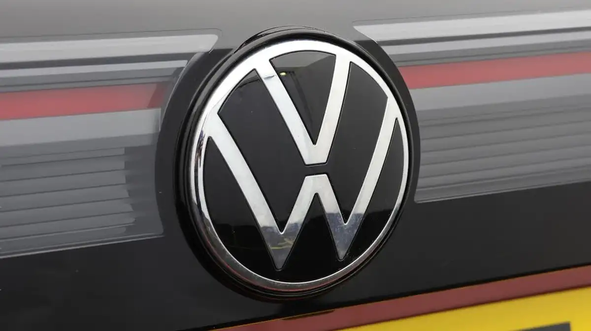 2024-volkswagen-tiguan-15-etsi-r-line-big-20