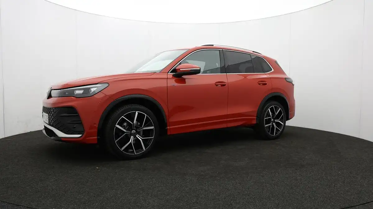 2024-volkswagen-tiguan-15-etsi-r-line-big-68