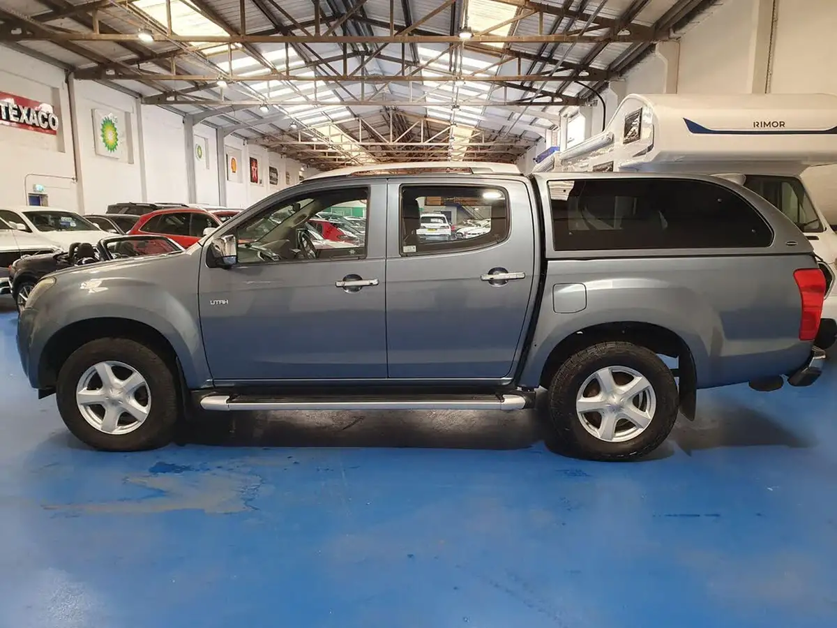 2015-isuzu-d-max-25td-utah-huntsman-auto-big-5