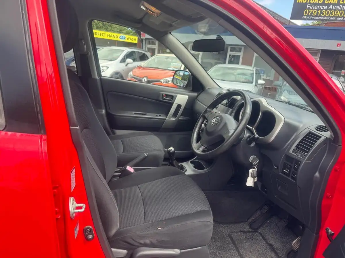 2007-daihatsu-terios-15-sx-big-8