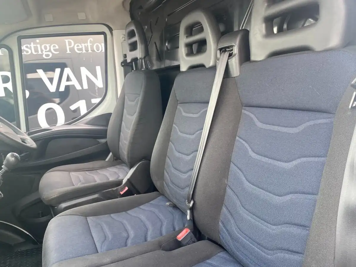 2019-iveco-daily-s-class-23td-35s12v-3520-h1-business-big-36