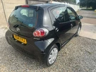2014-toyota-aygo-10-move-5d-small-4