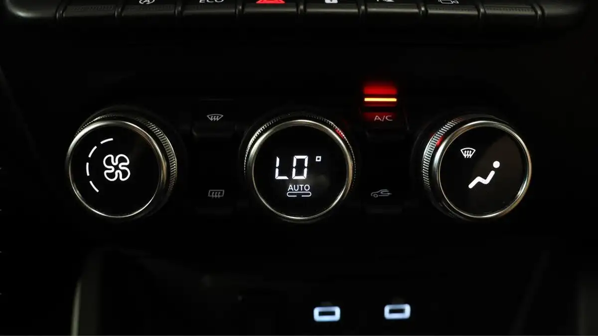 2021-dacia-duster-15dci-prestige-big-12