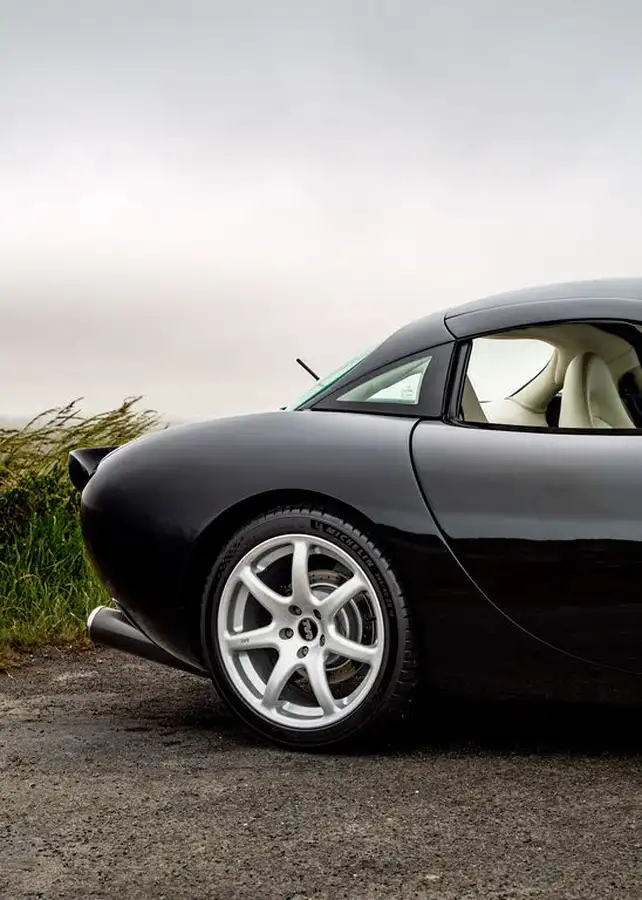 2001-tvr-tuscan-40-s-big-7