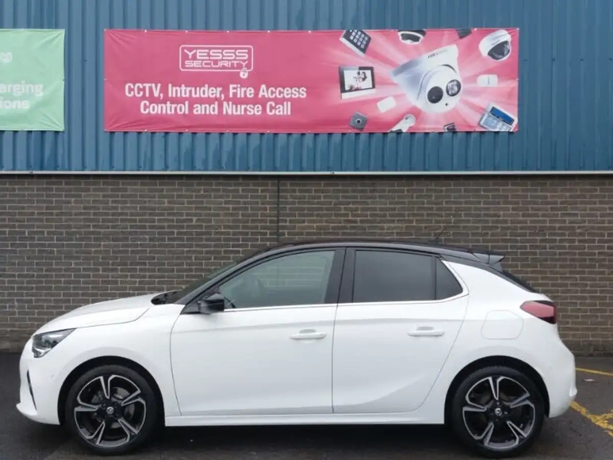 2022-vauxhall-corsa-12i-elite-edition-big-3