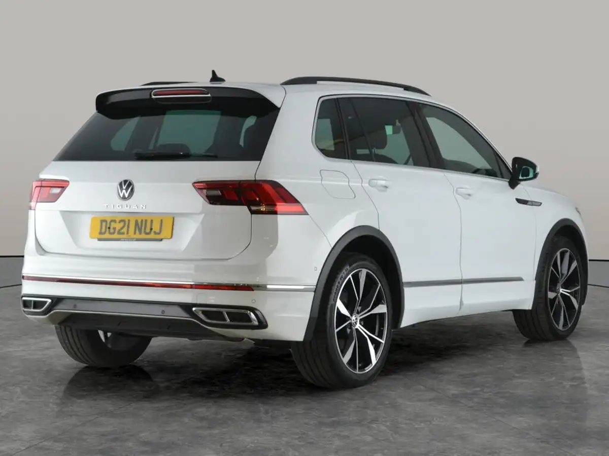 2021-volkswagen-tiguan-15-tsi-r-line-big-10