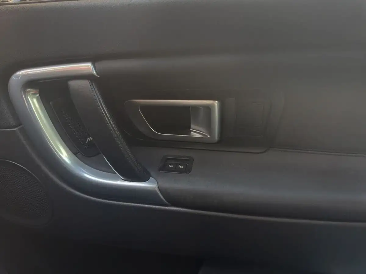 2019-land-rover-discovery-sport-20td4-landmark-big-10