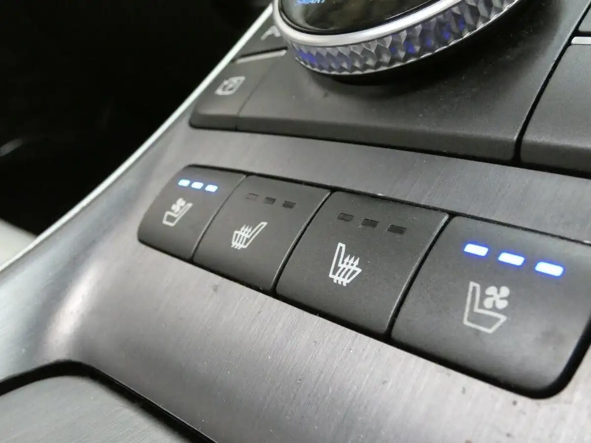 2022-hyundai-santa-fe-16-t-gdi-ultimate-265ps-4wd-phev-big-30