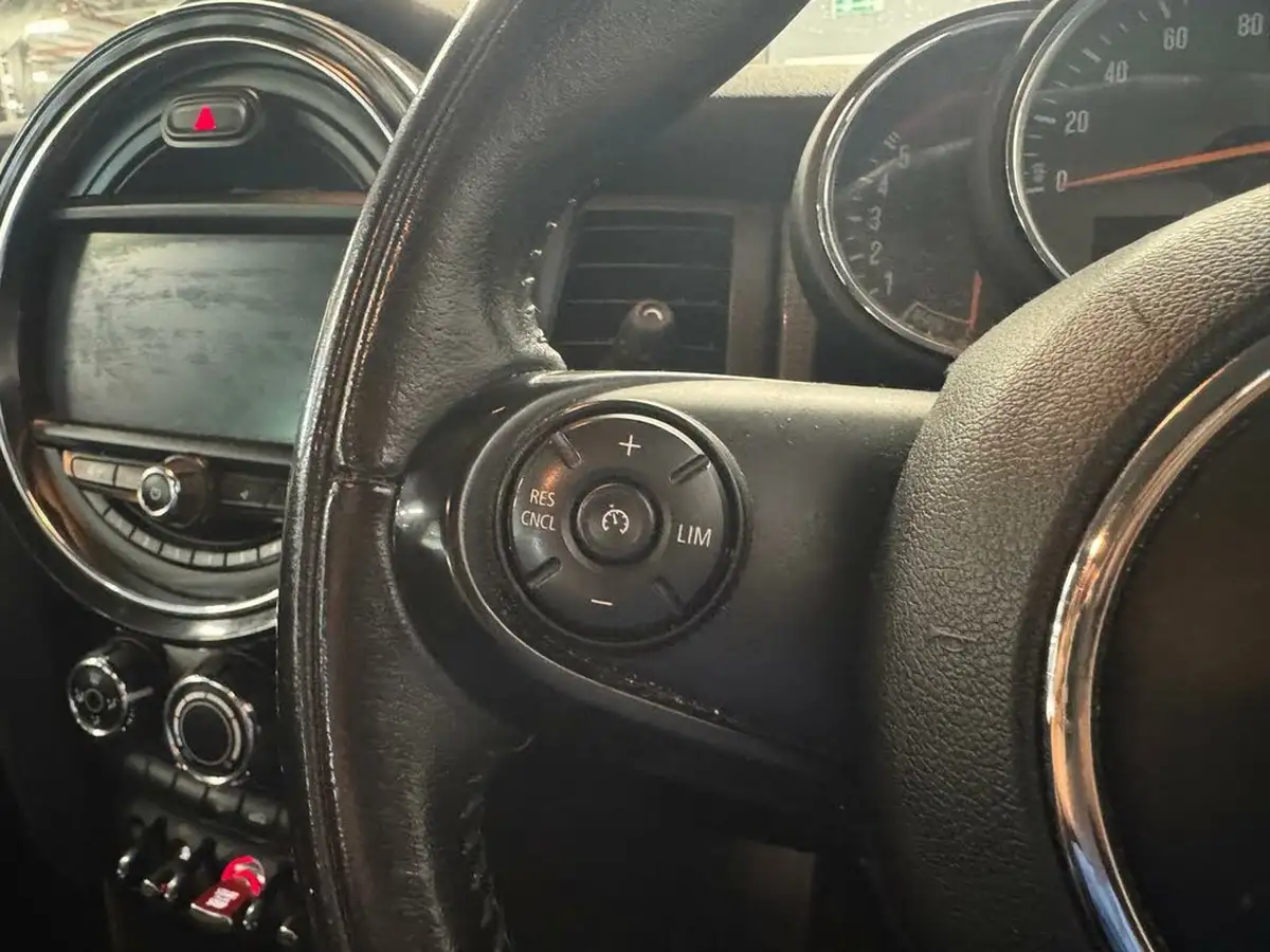 2017-mini-cooper-15td-cooper-d-ss-hatchback-5d-big-15