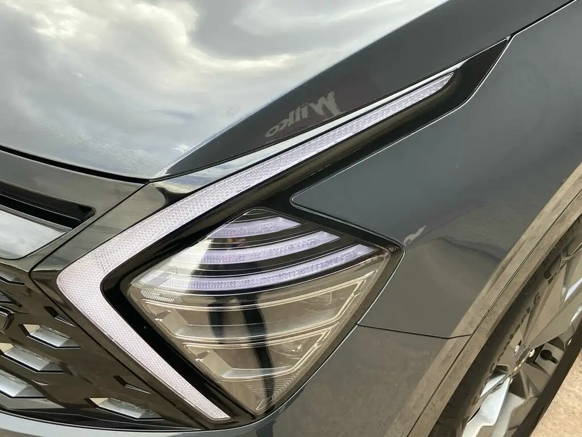 2024-kia-sportage-16-t-gdi-gt-line-s-207bhp-hev-auto-big-12