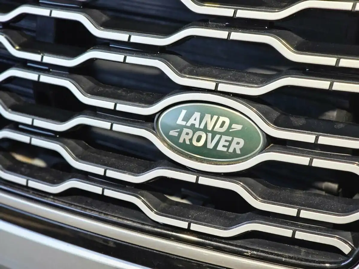2019-land-rover-range-rover-30-sd-v6-vogue-big-25