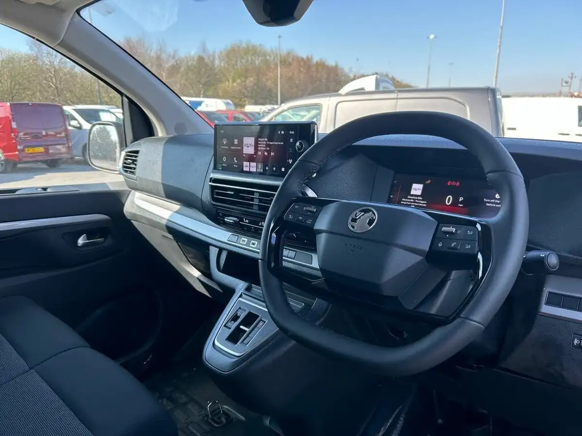 2025-vauxhall-vivaro-20td-xl-prime-panel-auto-big-4