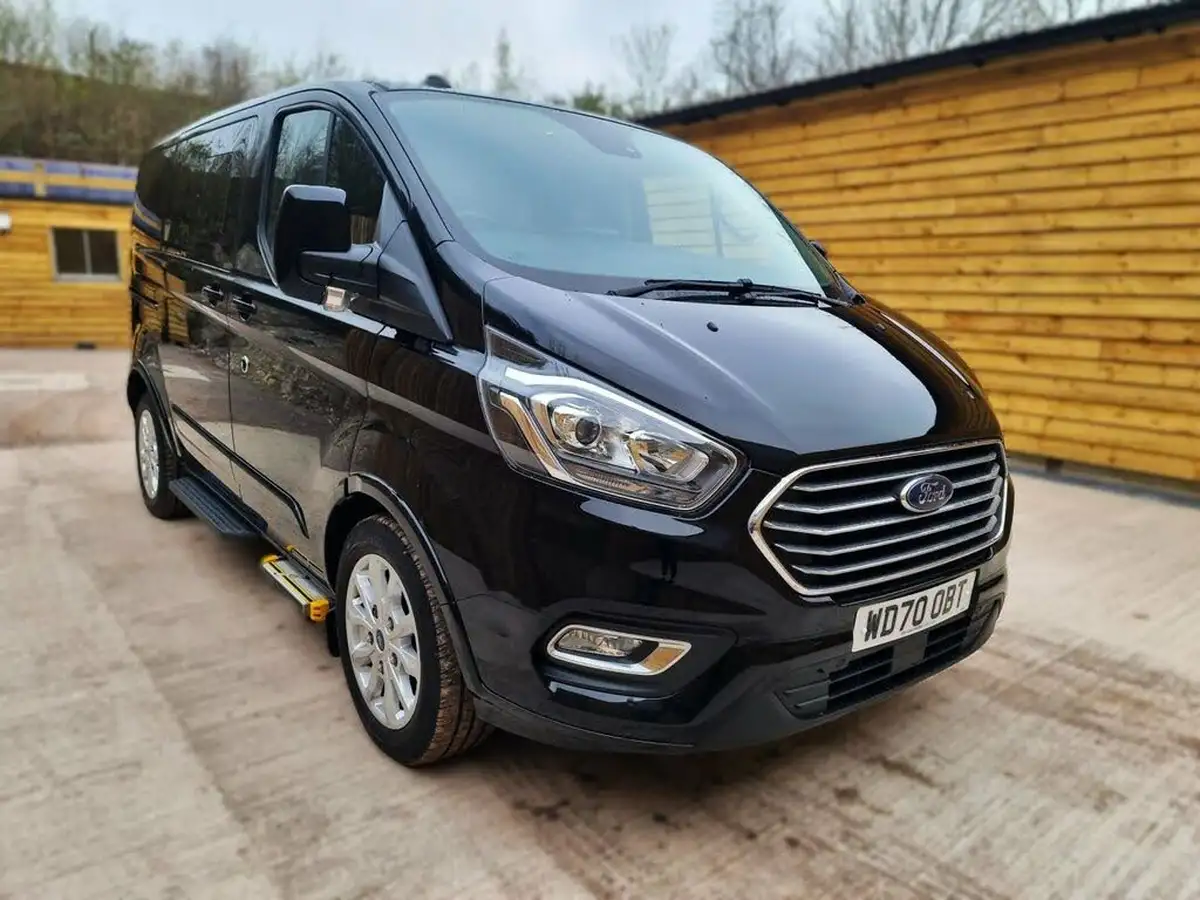 2021-ford-tourneo-custom-20tdci-320-l1-zetec-130pseu6dt-auto-big-5